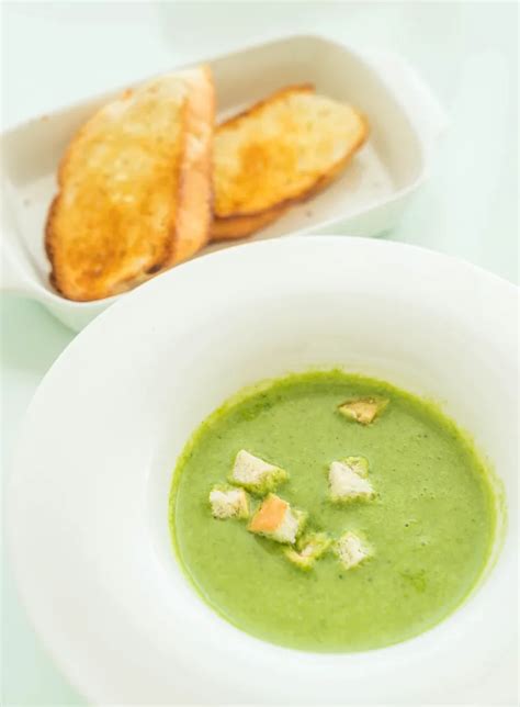 Spinach & potato soup recipe with nutrition facts