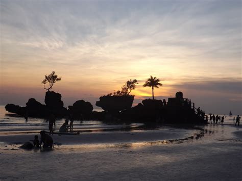 RED COCONUT BEACH HOTEL BORACAY - Touristang Pobre