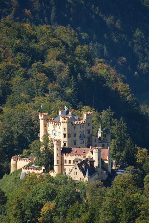 Castles at Hohenschwangau dominate Bavarian landscape, tourists' imaginations | Article | The ...