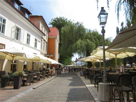 33 Beautiful Ljubljana Old Town Photos To Inspire You To Visit Slovenia