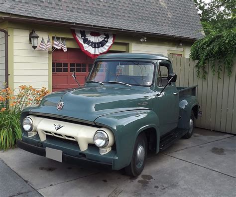 1954 Ford F-100 - Abe S. - LMC Truck Life