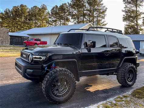 Meet the FJ Reaper - Blacked Out Toyota FJ Cruiser With Mid Travel Suspension