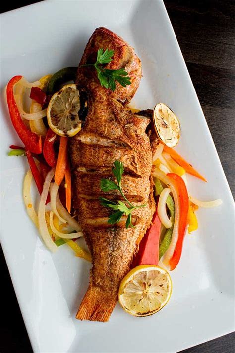 12 Best Grilled Fish Recipes [Easy Seafood Ideas]