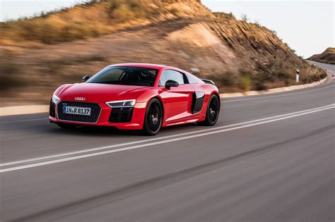 Audi R8 V10 Plus (2015) review | CAR Magazine