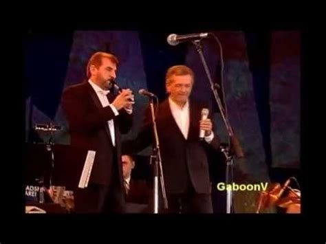 Miroslav Ilic-Devojka iz grada (koncert u Beogradskoj areni) - YouTube