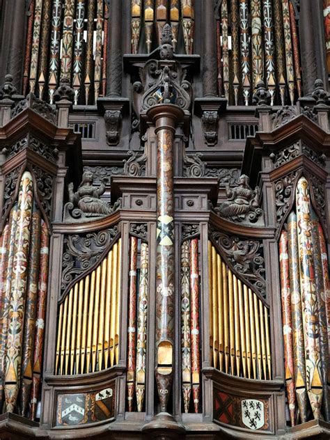 Photographs of Gloucester Cathedral, Gloucestershire, England: Pipes of ...