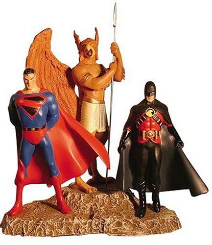 Superman Action Figure: Kingdom Come Statue - Superman, Hawkman & Red Robin