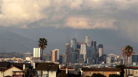 Earthquake Rocks Los Angeles Area on Fourth of July