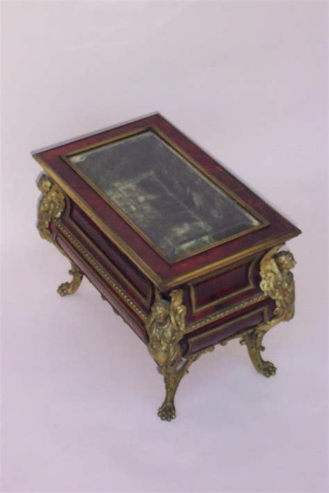 19th Century French Tortoiseshell Jewelry Box For Sale | Antiques.com | Classifieds