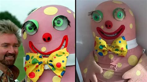 The Person Who Bought The Old Mr Blobby Costume For £62,000 Has Backed ...