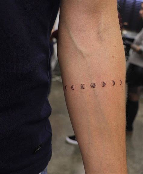 Small astronomy tattoos that are out of this world – Artofit