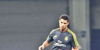Real Madrid Ronaldo GIF - Find & Share on GIPHY