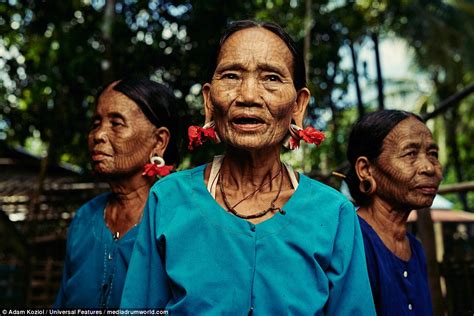 Stunning portraits of Myanmar's mysterious Chin tribe | Daily Mail Online