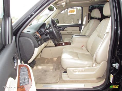 Light Cashmere/Ebony Interior 2007 Chevrolet Tahoe LTZ Photo #54487418 ...