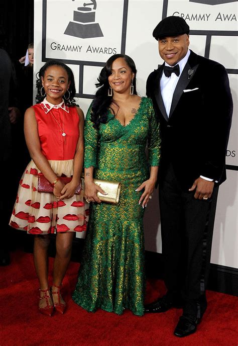 LL Cool J, his wife Simone and their daguther on the red carpet of the ...