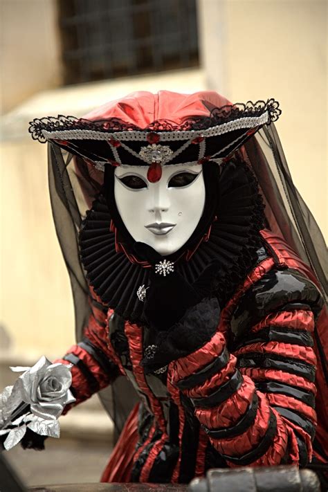 Venice Carnevale | Venice carnival costumes, Venetian carnival masks, Venice mask