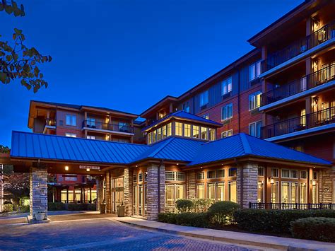 Hilton Garden Inn | Gatlinburg, TN 37738