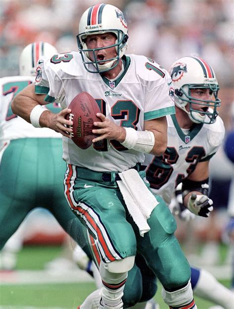 DAN MARINO MIAMI DOLPHINS Football Pads, Nfl Football Players, Football ...