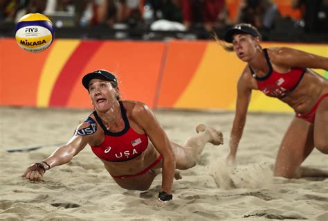 Us Women'S Beach Volleyball Olympic Team 2024au - Daphne Walliw