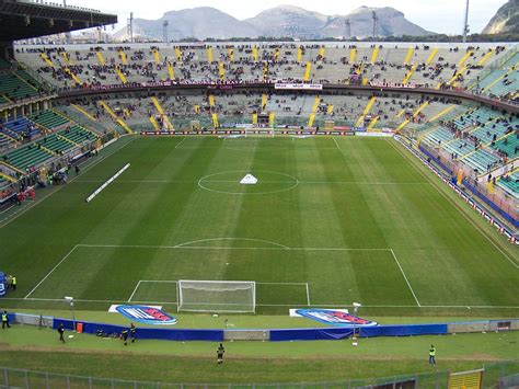 PALERMO - Stadio Renzo Barbera (36,871) | SkyscraperCity Forum