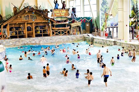 7 Indoor Water Parks in New England | MommyPoppins - Things to do with Kids