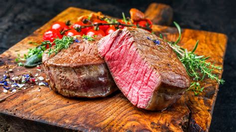 9 Delicious Benefits To Reverse Searing Steak