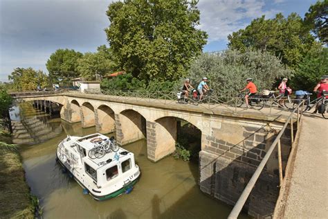 Cycling Canal du Midi from Carcassonne to Béziers