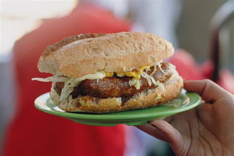 Guía street food / comida callejera Bolivia | The Bolivian Foodie