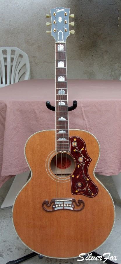 Gibson SJ-200 True Vintage - Antique Natural image (#295687) - Audiofanzine