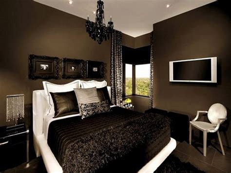 10 Chocolate Brown Bedroom Interior Design Ideas - https://interioridea.net/