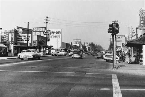 Vintage San Fernando Valley - Reseda Sherman Way 1955 | Los angeles architecture, San fernando ...