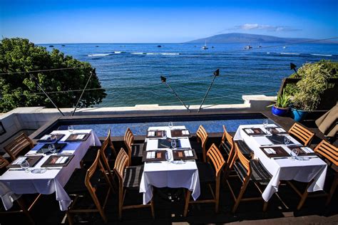 The Best Restaurants in Lahaina - I'm Jess Traveling