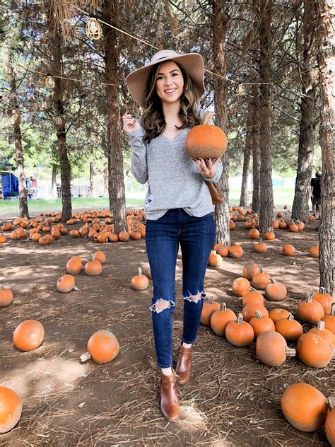 20 Fall Pumpkin Patch Outfits Ideas