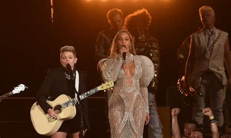 Watch: Beyonce rocked the Country Music Awards last night (yes, really ...