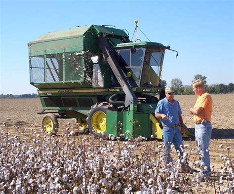 John Deere 9930 Cotton Harvester - a photo on Flickriver