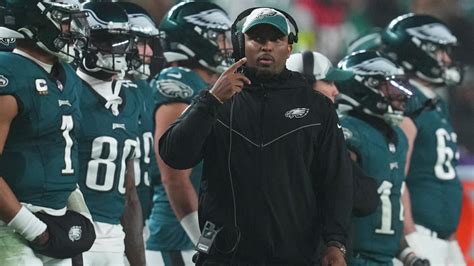 Eagles Head Coach Nick Sirianni Prepares for Major Changes in Coaching ...