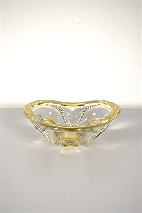 Yellow glass bowl - Decennia Design