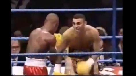 Prince Naseem Hamed OUTRAGEOUS KNOCKOUTS And Highlights! - YouTube