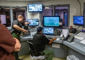 "This jail has been here 21 years. It's seen better days." Public invited to tour Boyle County ...