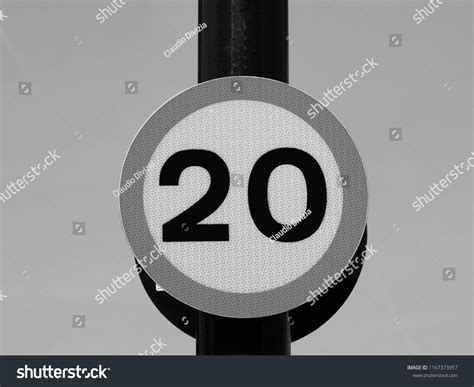 Regulatory Signs Maximum Speed Limit Traffic Stock Photo 1167373957 ...