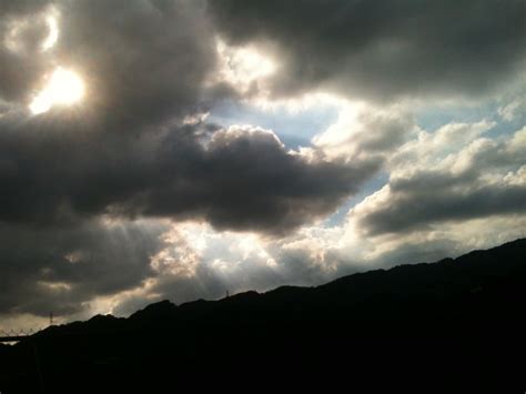 Nimbostratus Clouds - Nimbostratus clouds form a dark gray, wet looking ...