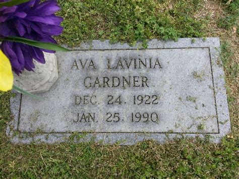 Ava Lavinia Gardner grave | this is a picture where i visited ava gardner,s grave | Ava gardner ...