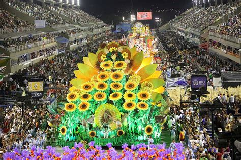 Gente y Costumbres: EL CARNAVAL DE RIO. El mayor espectáculo de música ...