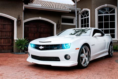 Chevrolet Camaro SS White Car Poster – My Hot Posters