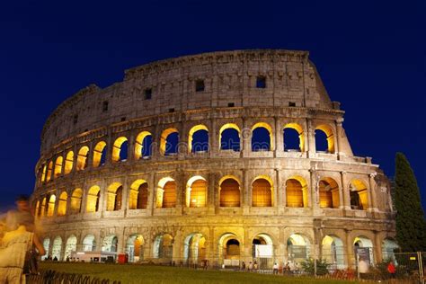 The Roman Colosseum at Night Editorial Stock Photo - Image of ...