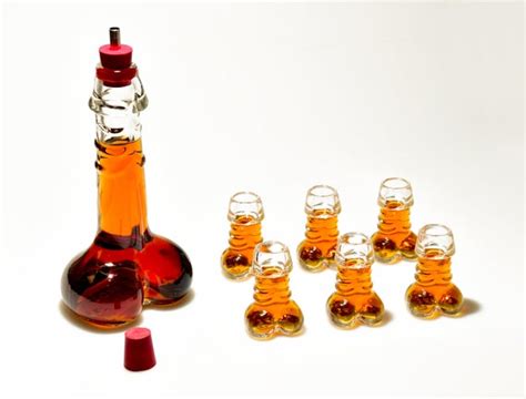 Whiskey Decanter Set With 6 Whiskey Glasses and Decanter With - Etsy