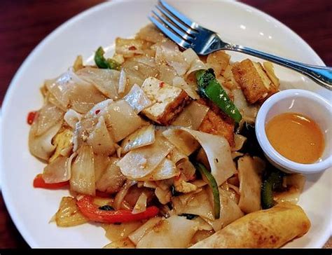 Pad Thai Cafe - Glendale Arizona Restaurant - HappyCow