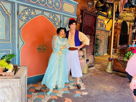 BREAKING NEWS: Aladdin and Jasmine Meet and Greet Returns To Adventureland - MickeyBlog.com