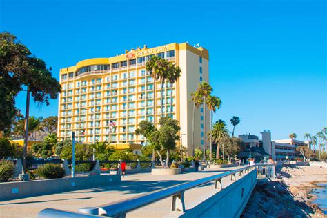 Crowne Plaza Ventura Beach | Hotels in Ventura Beach, CA