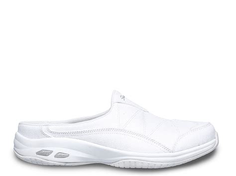 Skechers Relaxed Fit Commute Slip-On | DSW